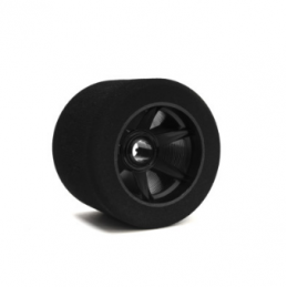 Pneus piste 1/8 arrière...